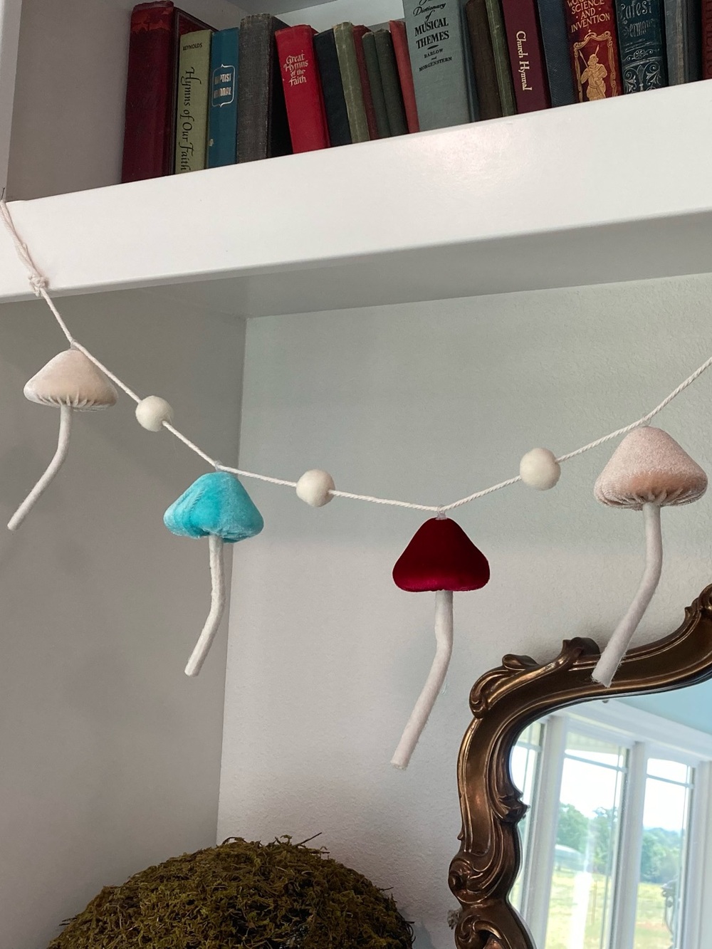 Velvet Mushroom Garland Decor